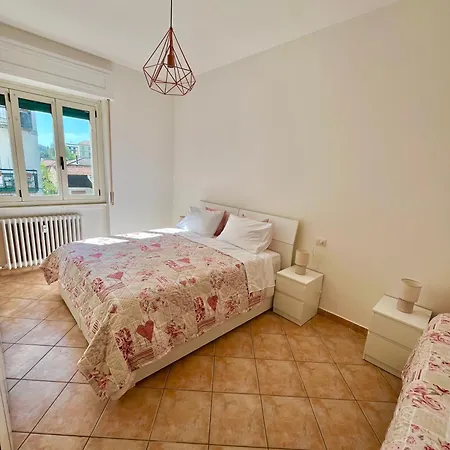 Adriana - Viale Valganna Apartamento *